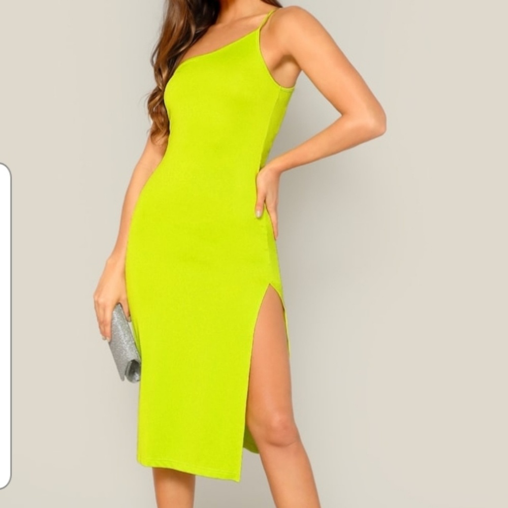 Dress - Picture 4 of 4